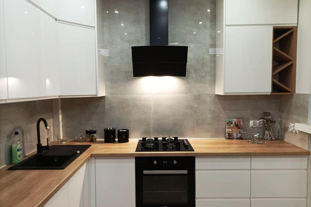 Apartamento Nowoczesny Apartament Z Przestronna Lazienka Stalowa Wola Exterior foto